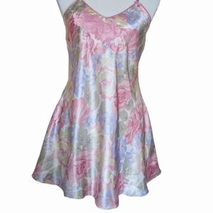 SOLD Vtg Victoria's Secret Night Gown Set